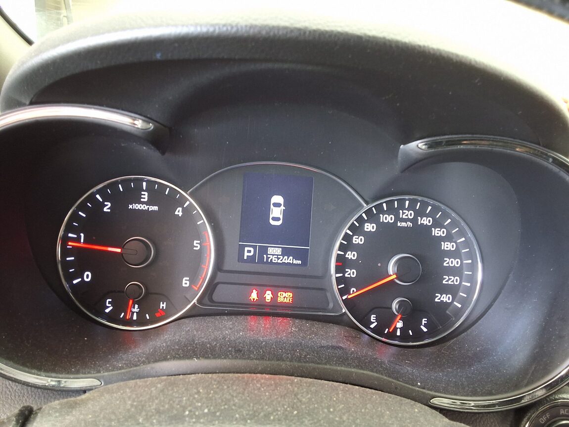 KIA K3 1.6 DIESEL LUXURY 2015 - zdjęcie 10