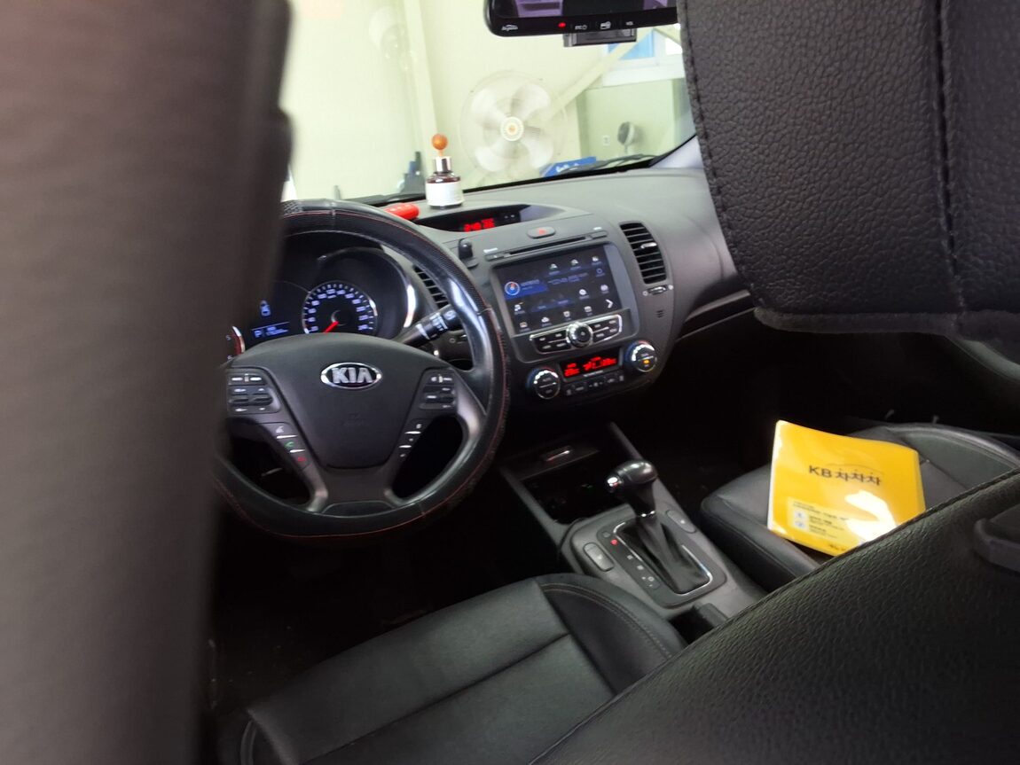 KIA K3 1.6 DIESEL LUXURY 2015 - zdjęcie 12