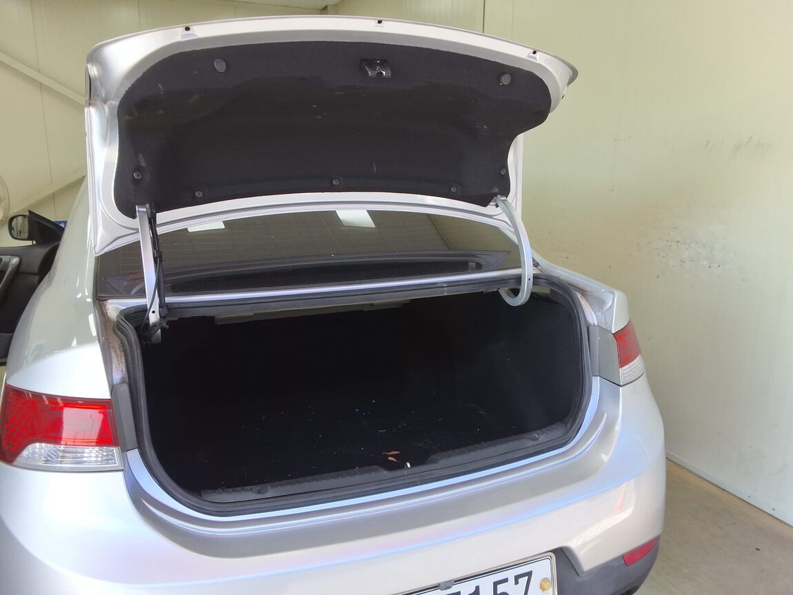 KIA FORTE KOUP 1.6 GDI PRESTIGE 2012 - zdjęcie 13
