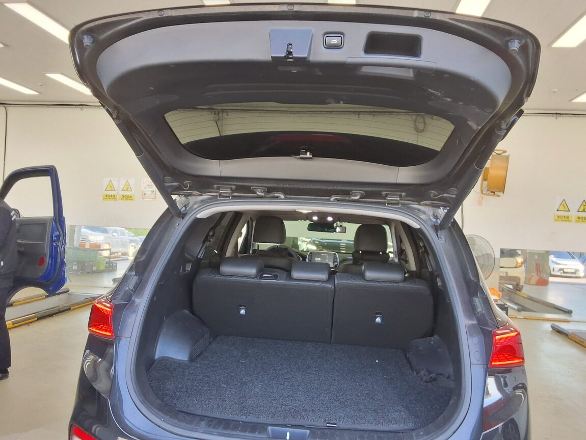 HYUNDAI SANTA FE (TM) R2.0 2WD EXCLUSIVE 2019 - zdjęcie 15