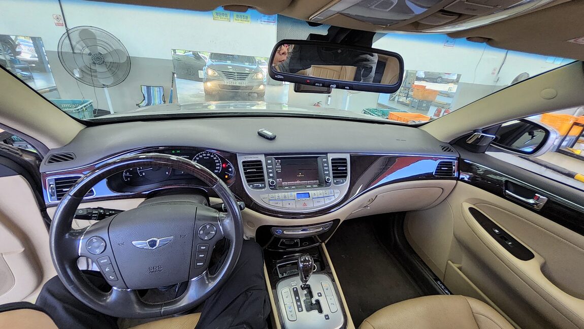 HYUNDAI GENESIS BH 330 LUXURY 2009 - zdjęcie 11