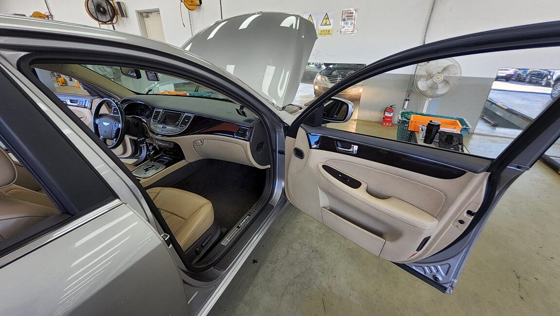 HYUNDAI GENESIS BH 330 LUXURY 2009 - zdjęcie 14