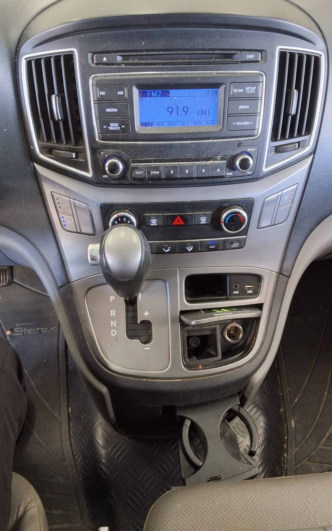 HYUNDAI THE NEW GRAND STAREX 3-SEATER DIESEL VAN SMART 2019 - zdjęcie 18