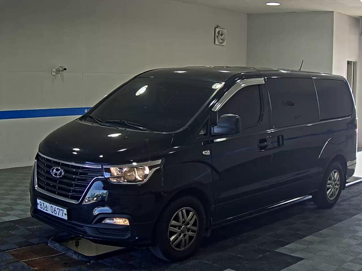 HYUNDAI THE NEW GRAND STAREX 3-SEATER DIESEL VAN SMART 2019 - zdjęcie 2