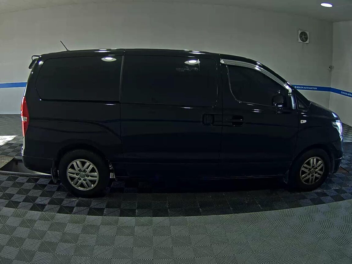 HYUNDAI THE NEW GRAND STAREX 3-SEATER DIESEL VAN SMART 2019 - zdjęcie 4