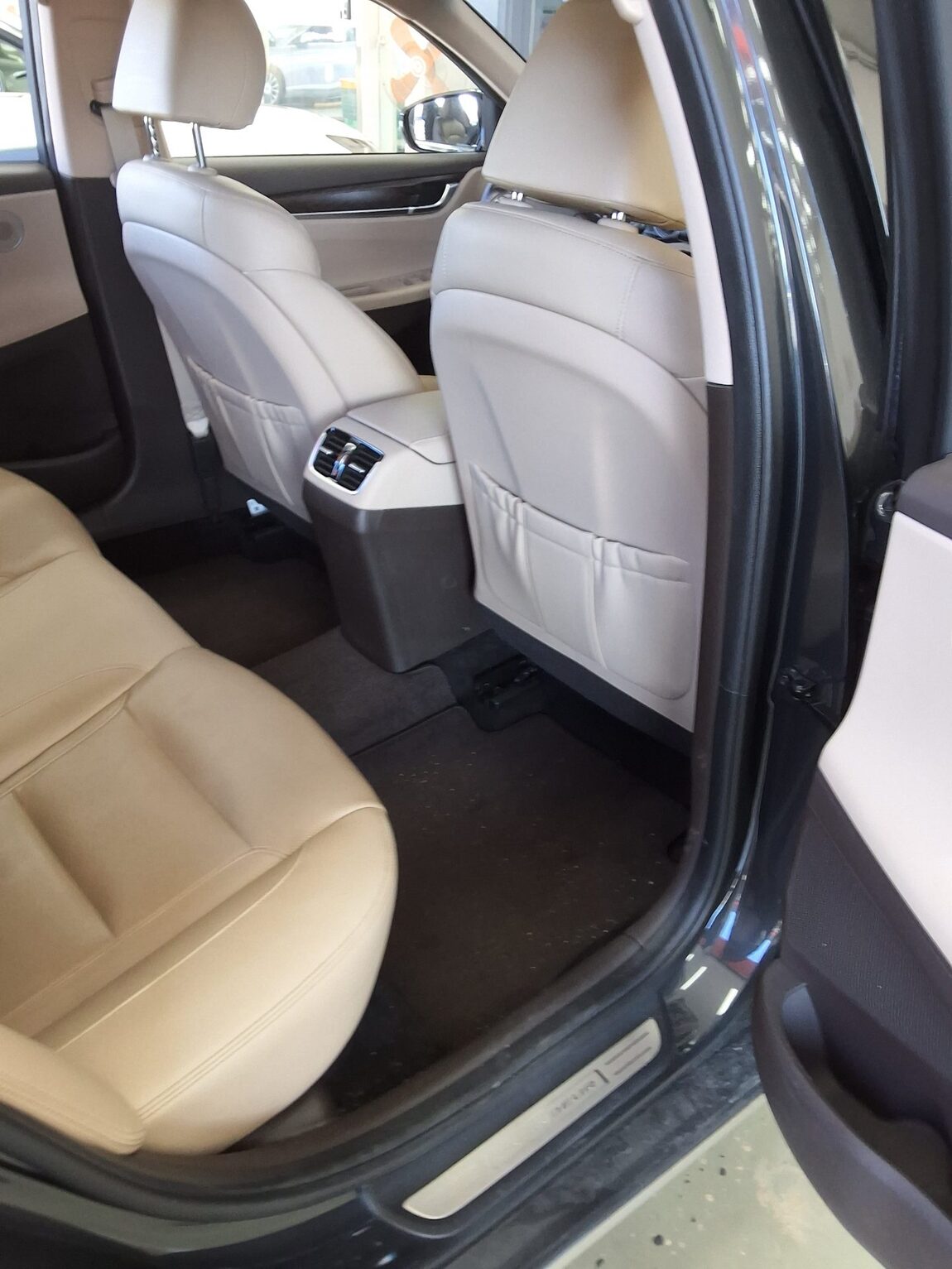 HYUNDAI GRANDEUR IG 2.4 GDi MODERN 2018 - zdjęcie 13