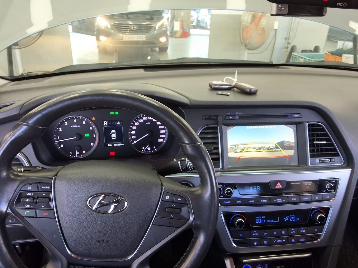 HYUNDAI LF SONATA 2.0 CVVL SMART 2017 - zdjęcie 18