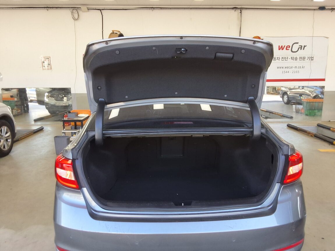 HYUNDAI LF SONATA 2.0 CVVL SMART 2017 - zdjęcie 15