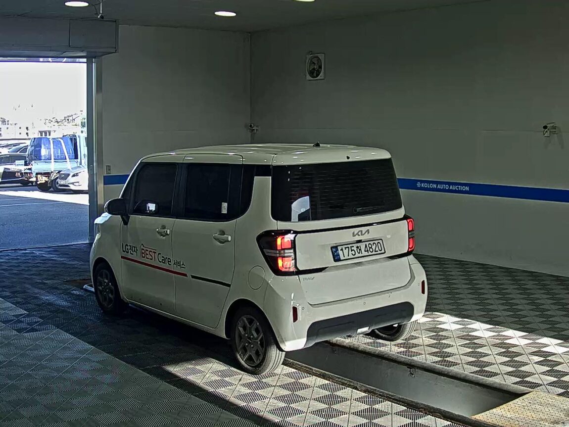 KIA THE NEW KIA RAY 1.0 GASOLINE PRESTIGE 2023 - zdjęcie 6