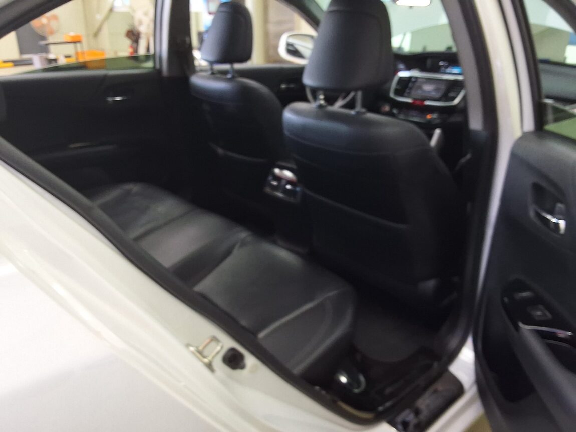 HONDA ACCORD (9TH GEN) 2.4 EX-L 2016 - zdjęcie 14