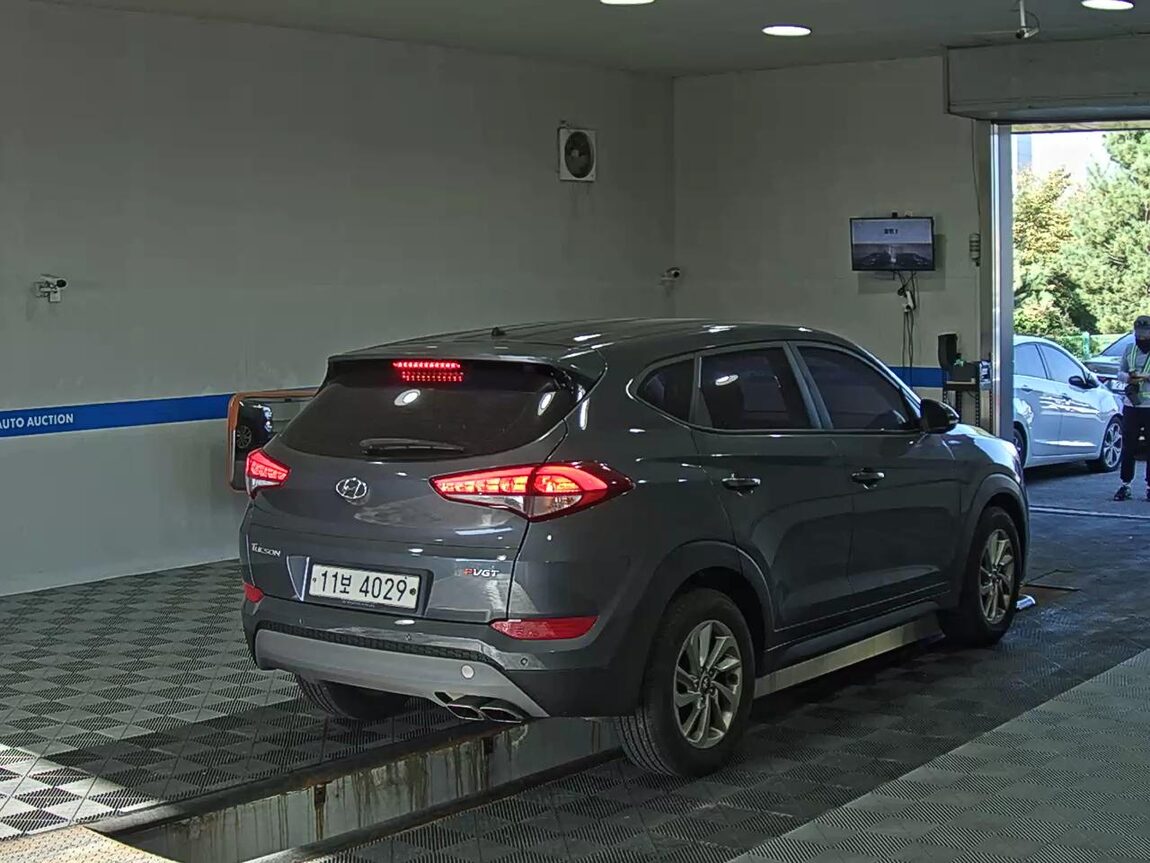 HYUNDAI ALL NEW TUCSON DIESEL R2.0 2WD MODERN 2016 - zdjęcie 5
