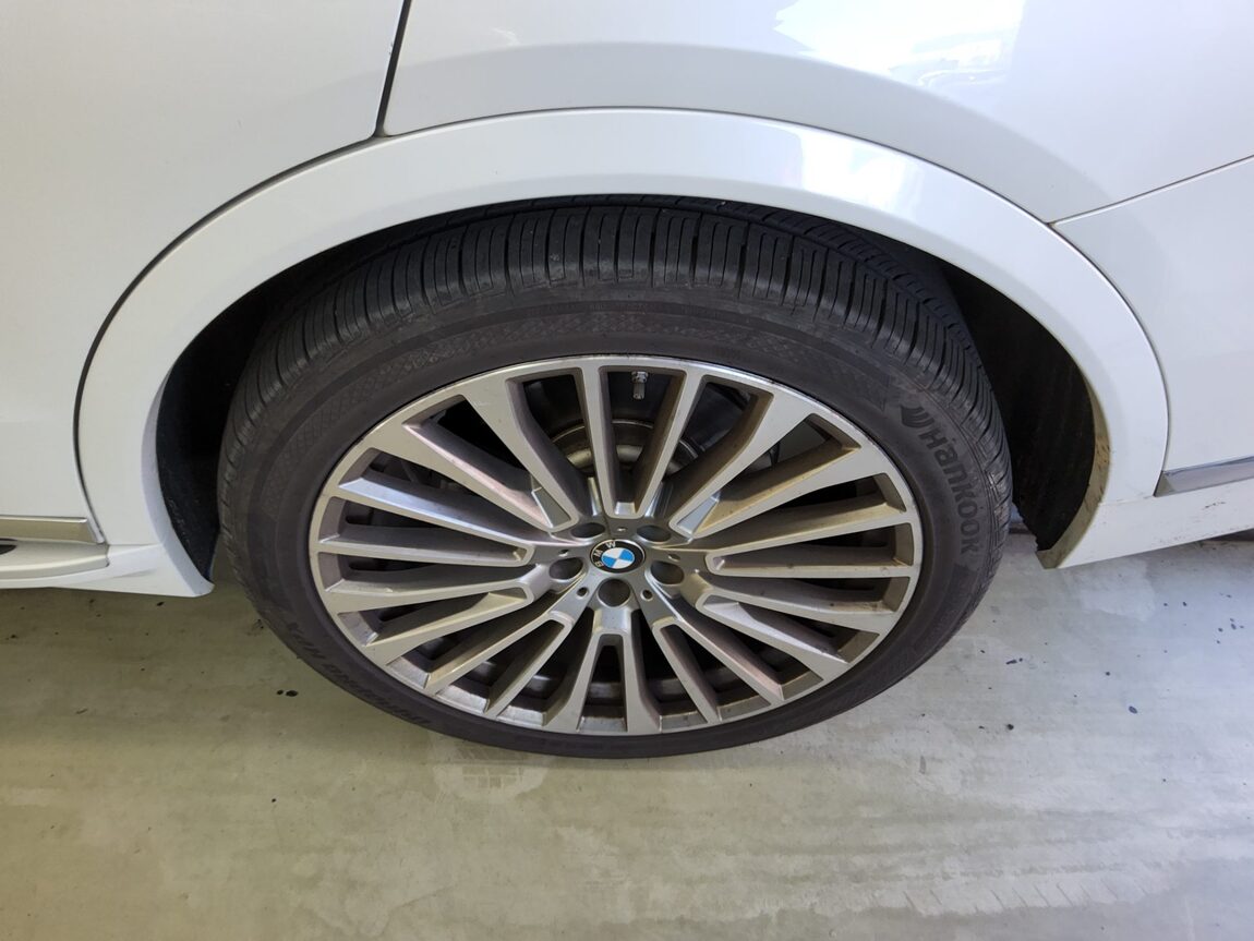 BMW X7 30d xDRIVE DESIGN PURE 6-SEATER 2020 - zdjęcie 25
