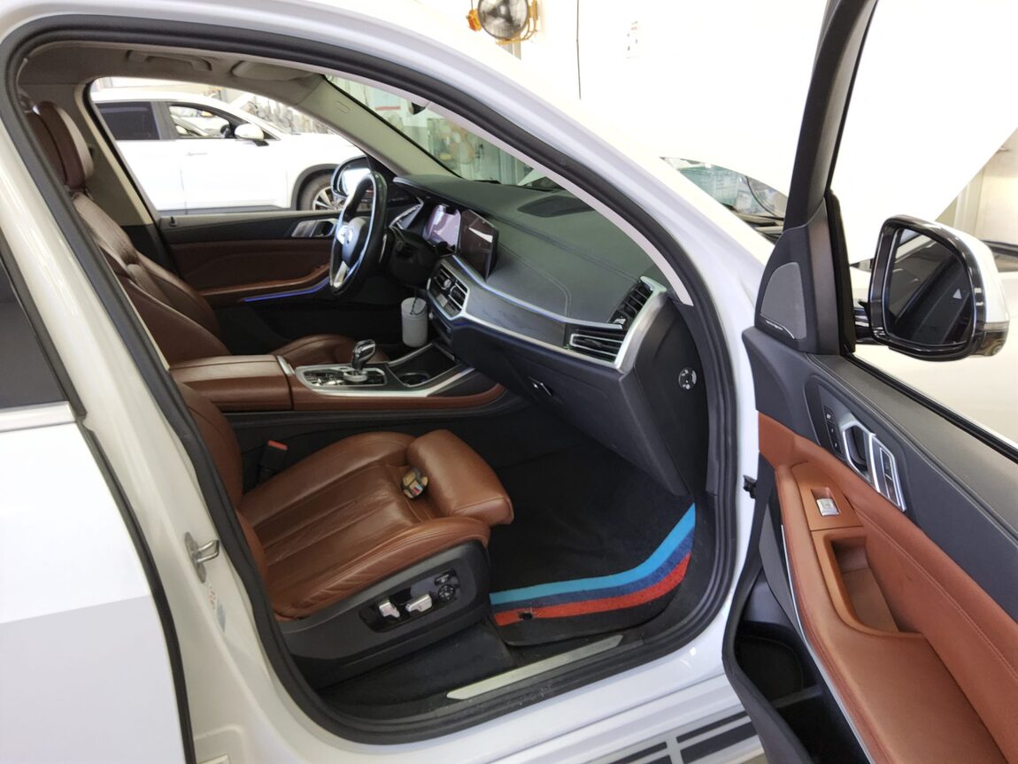 BMW X7 30d xDRIVE DESIGN PURE 6-SEATER 2020 - zdjęcie 14
