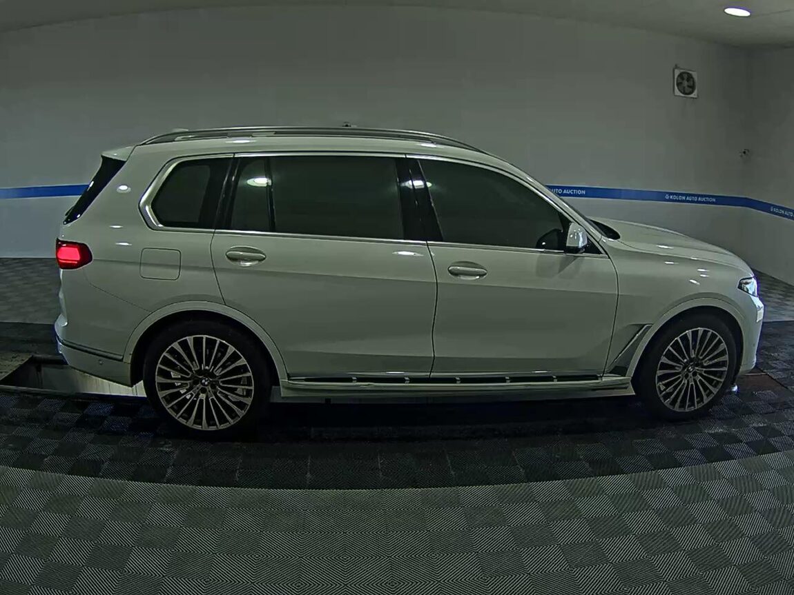 BMW X7 30d xDRIVE DESIGN PURE 6-SEATER 2020 - zdjęcie 4