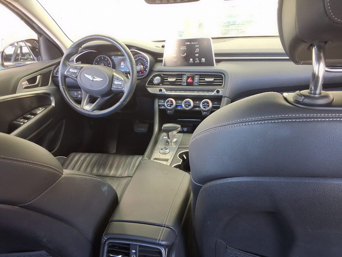 GENESIS G70 2.0T AWD ELITE 2019 - zdjęcie 11