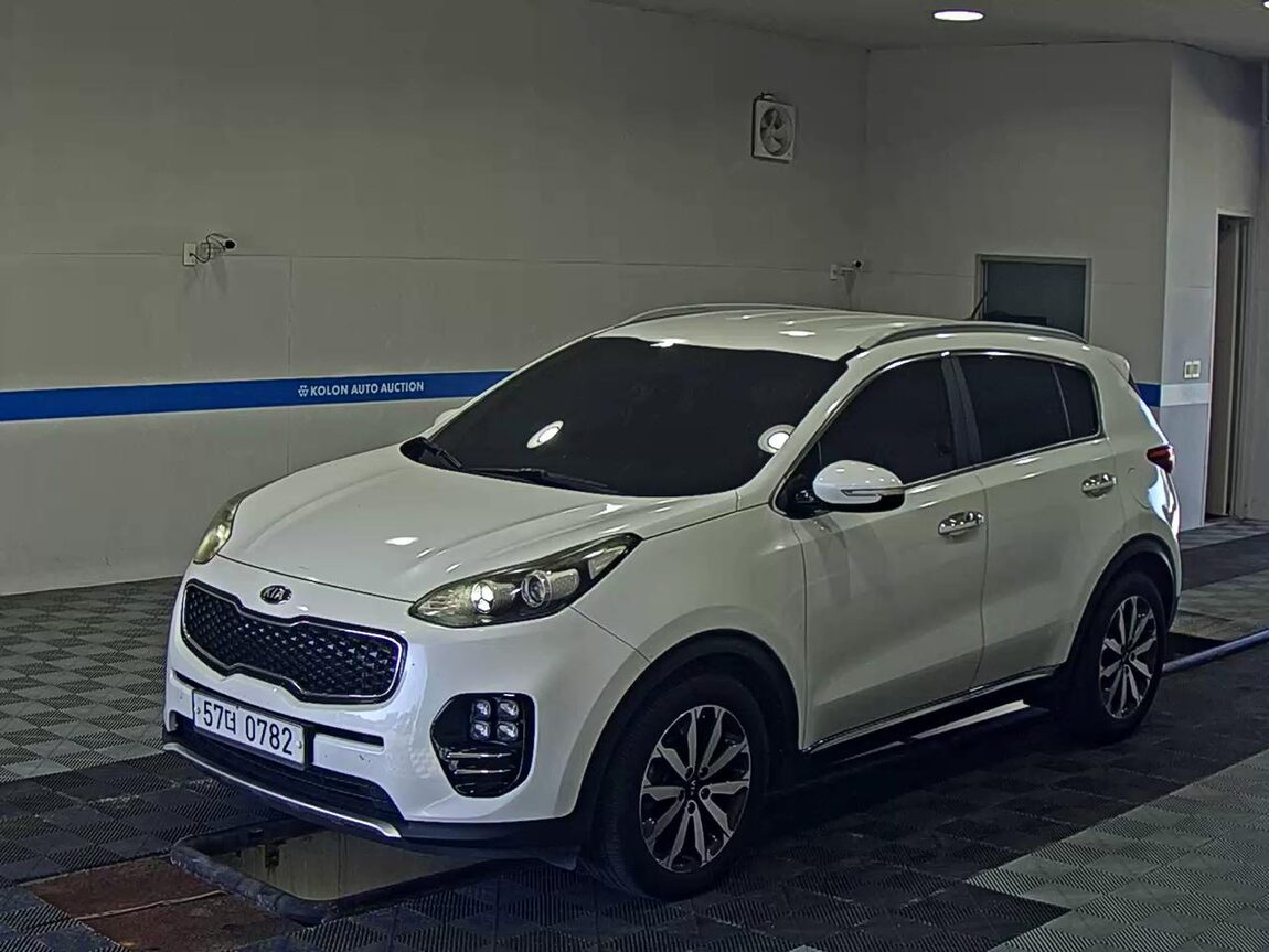 KIA NEW SPORTAGE 1.7 2WD NOBLESSE 2016 - zdjęcie 2