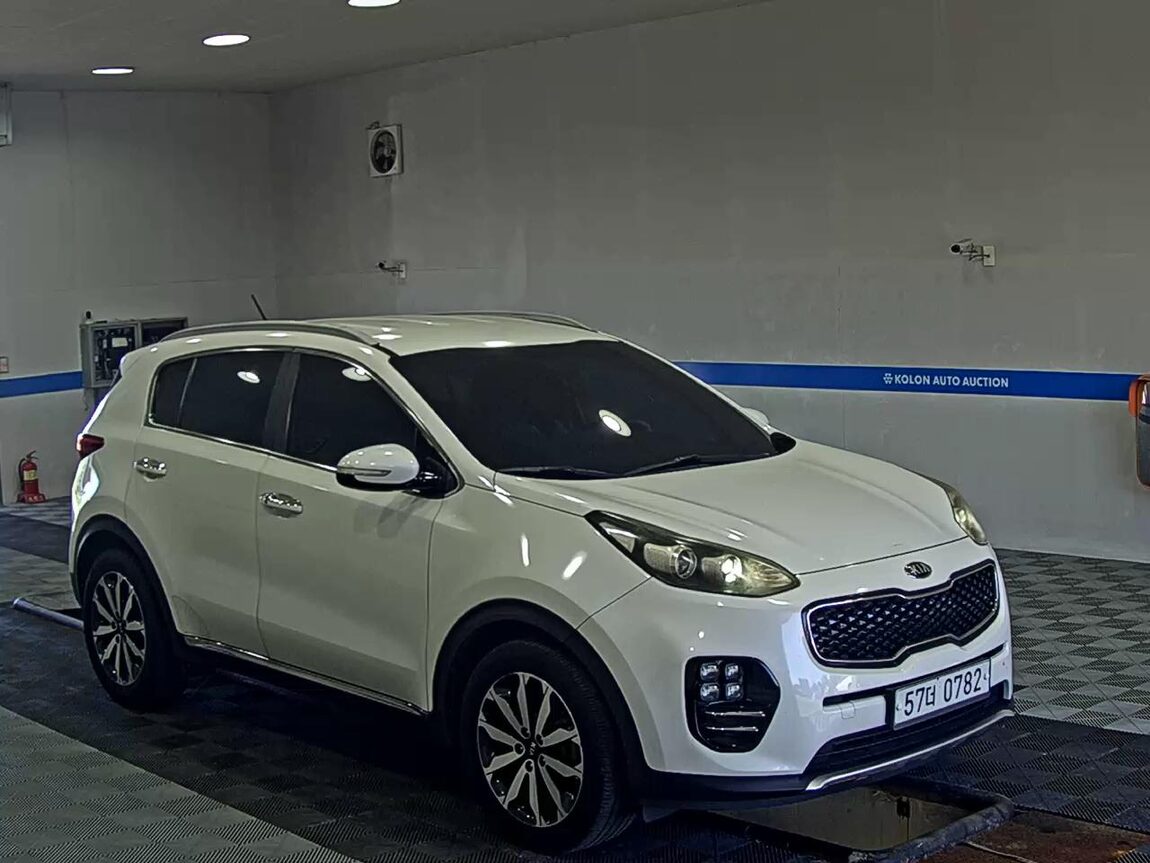 KIA NEW SPORTAGE 1.7 2WD NOBLESSE 2016 - zdjęcie 3