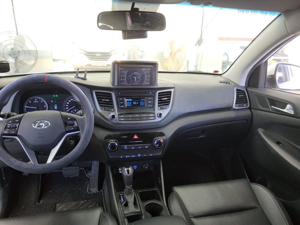 HYUNDAI ALL NEW TUCSON DIESEL 1.7 2WD STYLE 2016 - zdjęcie 11