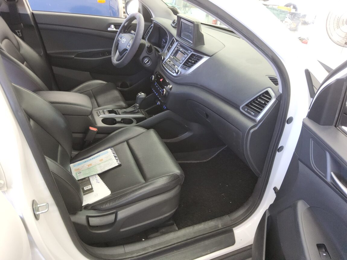 HYUNDAI ALL NEW TUCSON DIESEL 1.7 2WD STYLE 2016 - zdjęcie 14