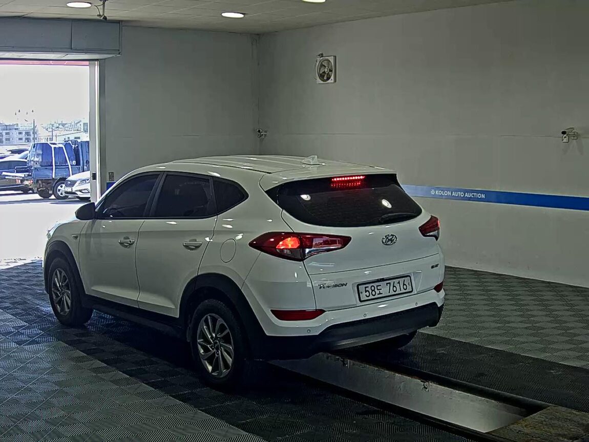 HYUNDAI ALL NEW TUCSON DIESEL 1.7 2WD STYLE 2016 - zdjęcie 6