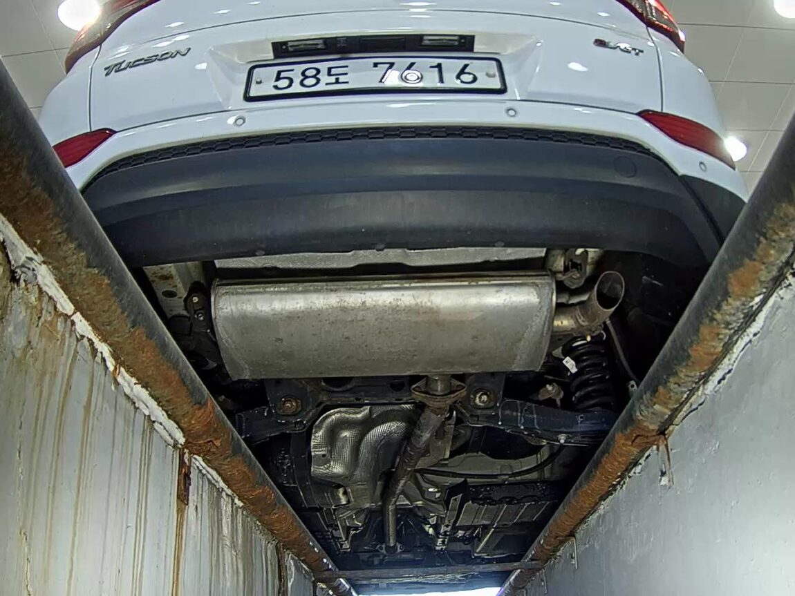 HYUNDAI ALL NEW TUCSON DIESEL 1.7 2WD STYLE 2016 - zdjęcie 8