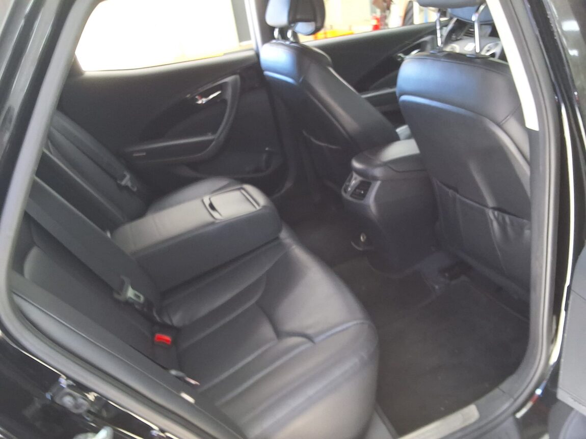 HYUNDAI GRANDEUR HG HG 240 MODERN COLLECTION 2017 - zdjęcie 14