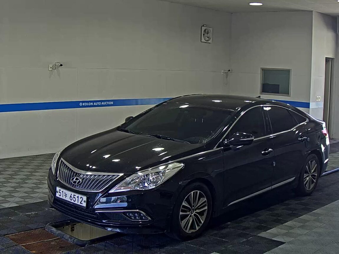 HYUNDAI GRANDEUR HG HG 240 MODERN COLLECTION 2017 - zdjęcie 2