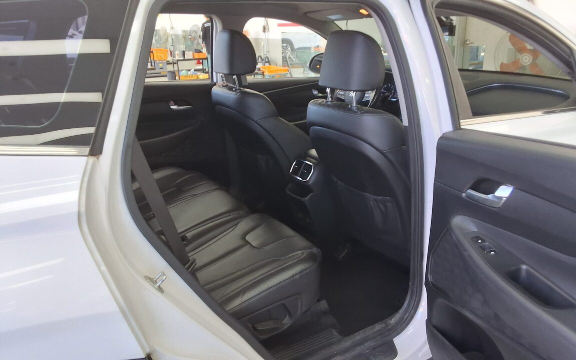 HYUNDAI SANTA FE (TM) R2.0 2WD PREMIUM 2019 - zdjęcie 13
