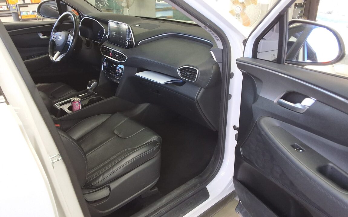 HYUNDAI SANTA FE (TM) R2.0 2WD PREMIUM 2019 - zdjęcie 14