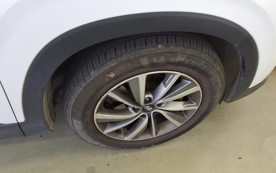 HYUNDAI SANTA FE (TM) R2.0 2WD PREMIUM 2019 - zdjęcie 26