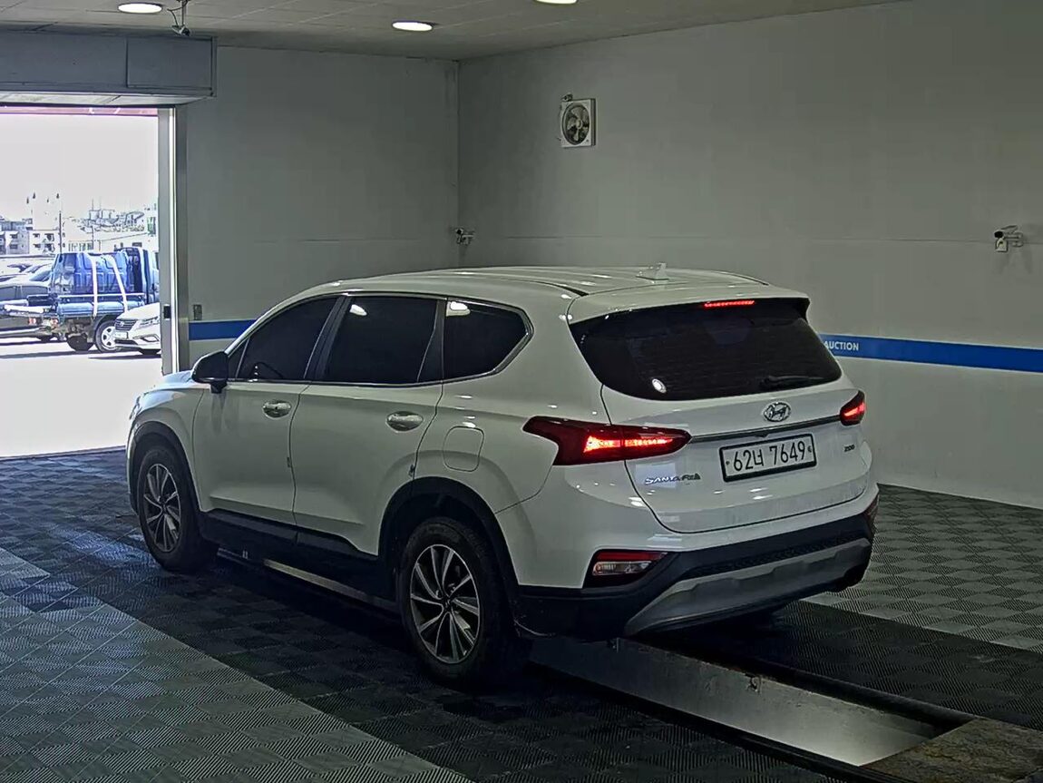 HYUNDAI SANTA FE (TM) R2.0 2WD PREMIUM 2019 - zdjęcie 6
