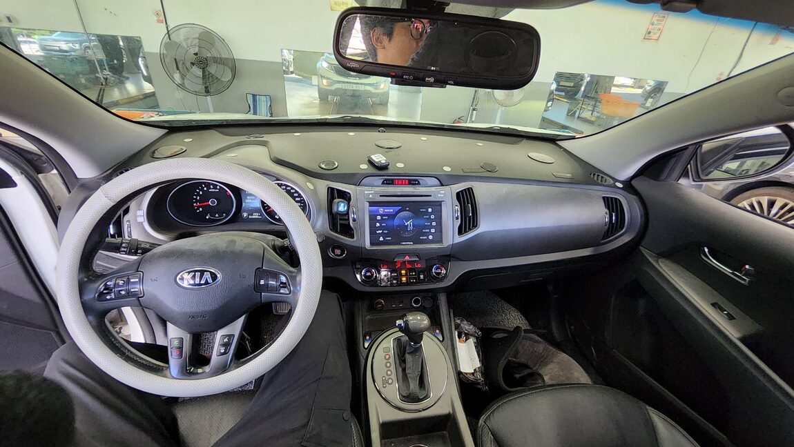 KIA THE NEW SPORTAGE R DIESEL R2.0 2WD PRESTIGE 2014 - zdjęcie 11