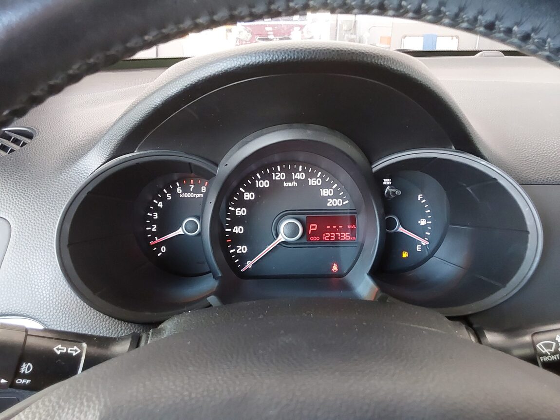 KIA ALL NEW MORNING GASOLINE DELUXE TRENDY 2015 - zdjęcie 9