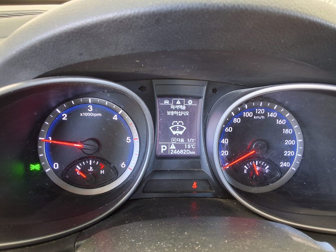 HYUNDAI SANTA FE (DM) DIESEL R2.0 4WD MODERN 2013 - zdjęcie 9