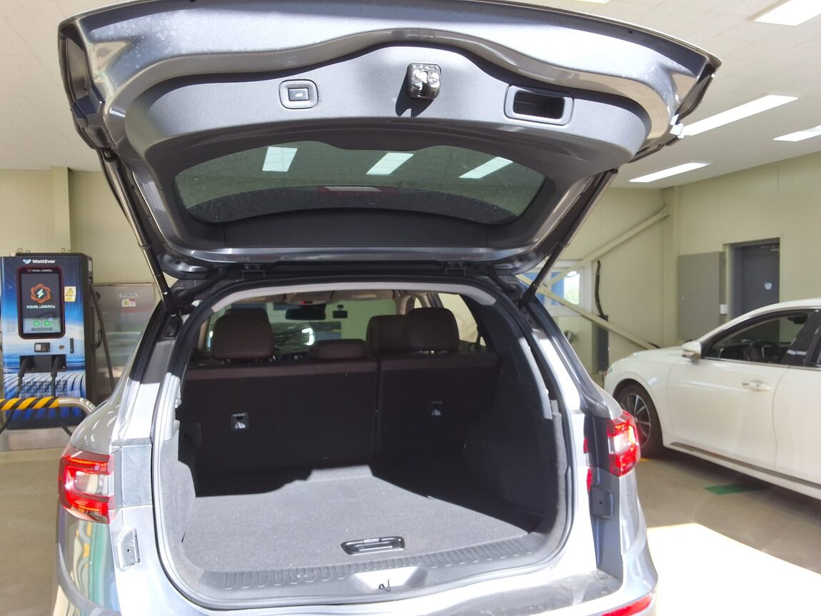 RENAULT (SAMSUNG) QM6 2.0 dCi 4WD RE SIGNATURE 2017 - zdjęcie 16