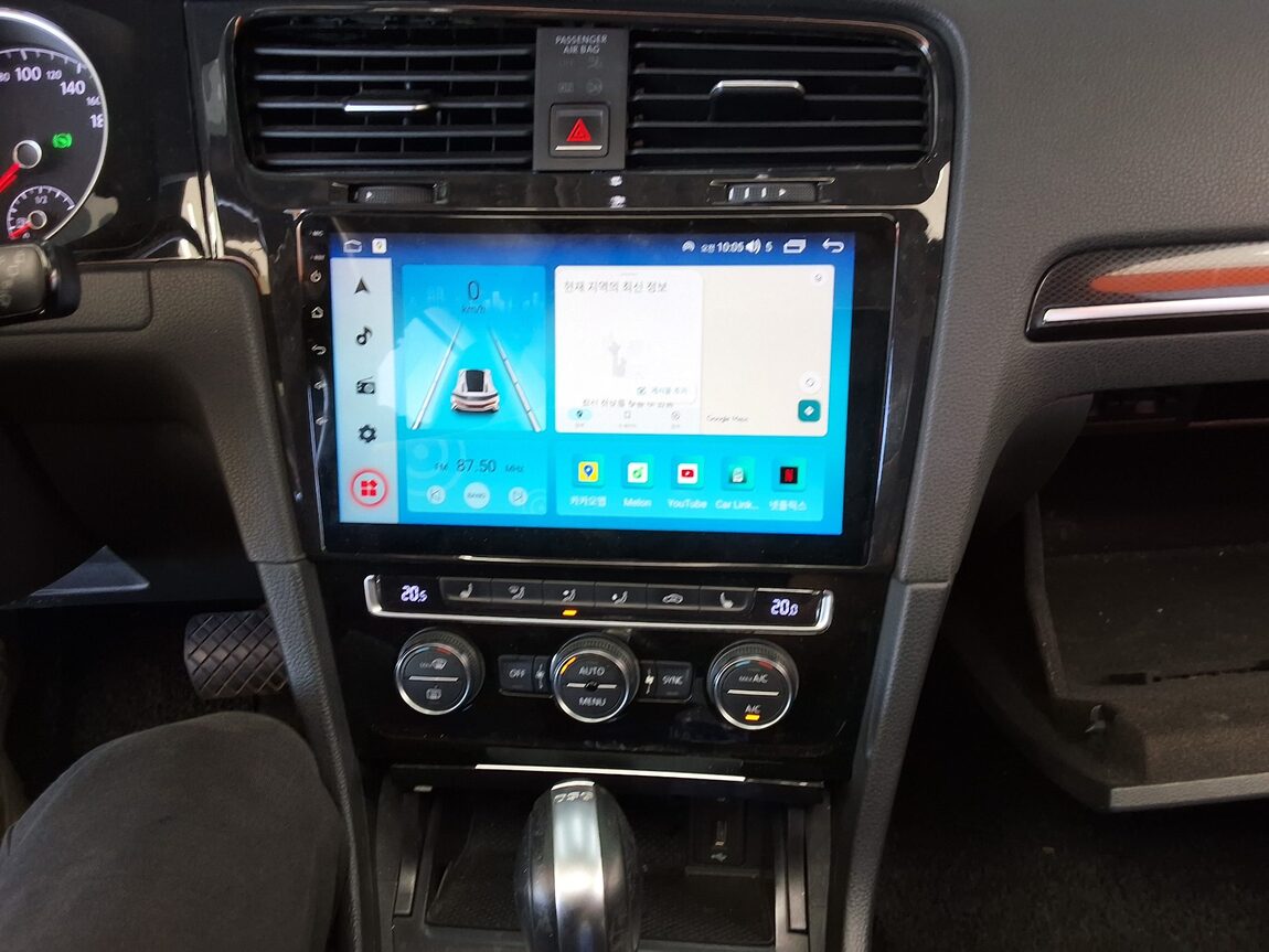 VOLKSWAGEN GOLF (7TH GEN) 2.0 TDI PREMIUM 2015 - zdjęcie 24