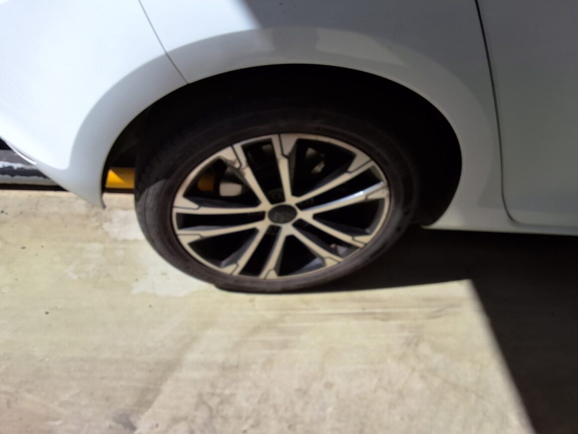 VOLKSWAGEN GOLF (7TH GEN) 2.0 TDI PREMIUM 2015 - zdjęcie 22