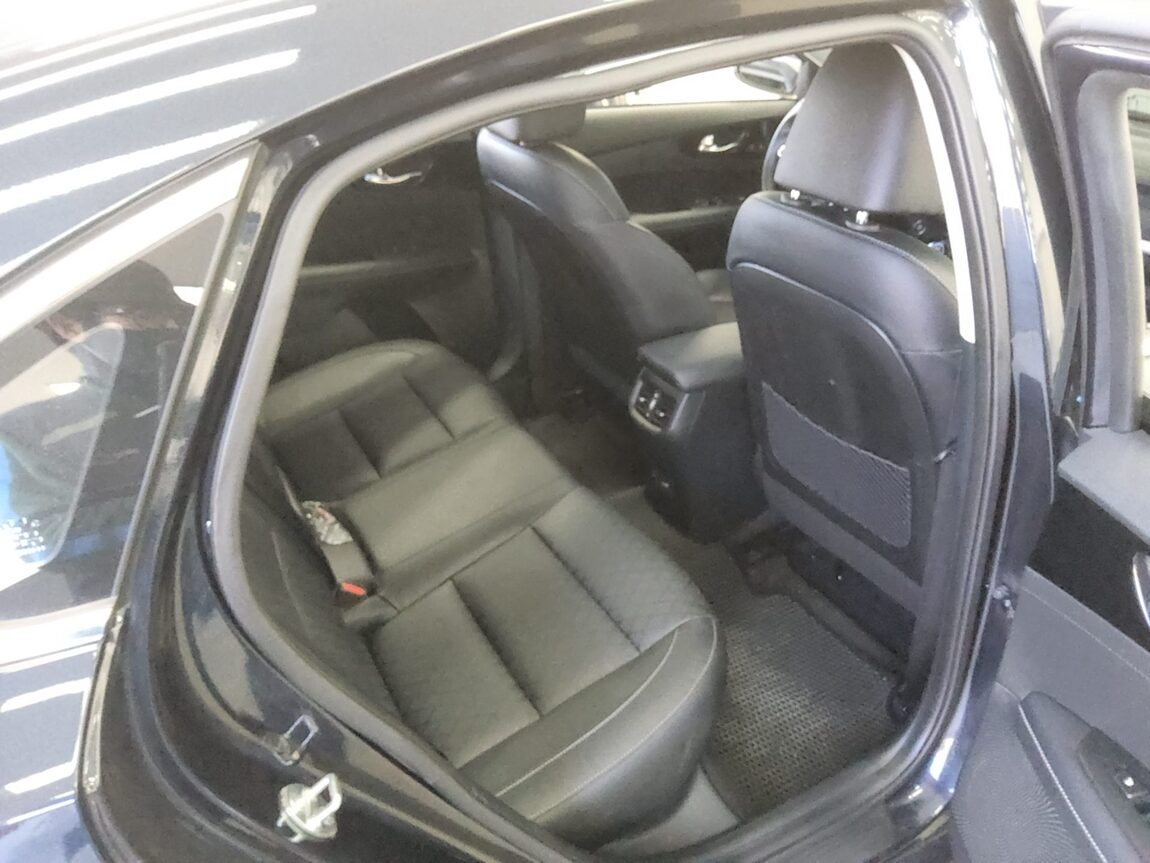KIA THE NEW K3 1.6 GASOLINE SIGNATURE 2024 - zdjęcie 13