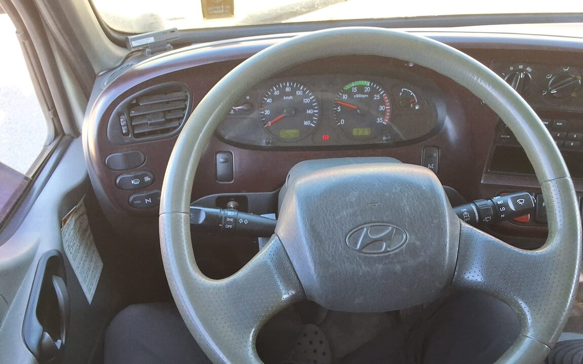 HYUNDAI e-MIGHTY 2.5 TON BUILT-IN BOX TRUCK SUPER CAB LONG WHEELBASE HIGH DECK 2011 - zdjęcie 15