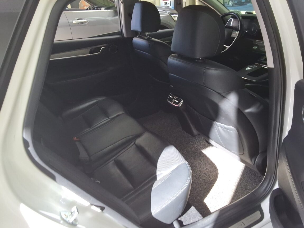 HYUNDAI THE NEW GRANDEUR IG LPi 3.0 RENTAL CAR PREMIUM 2020 - zdjęcie 14