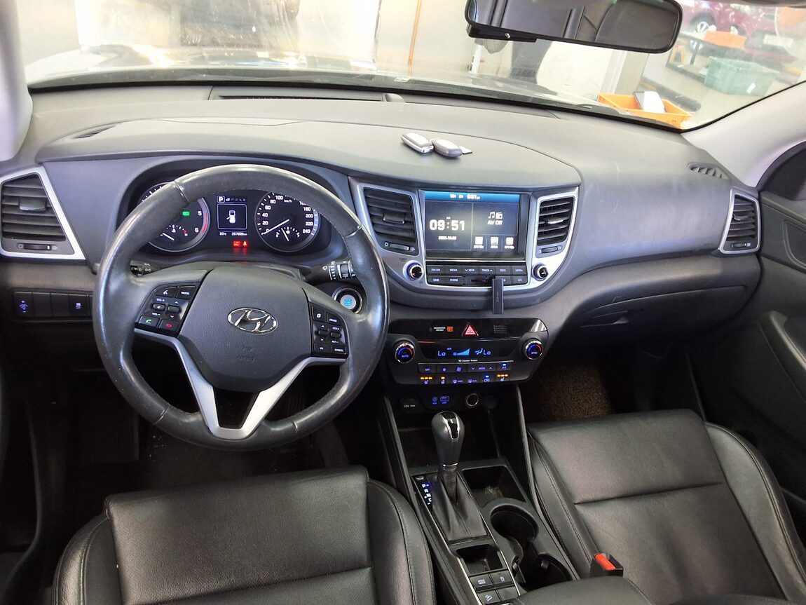 HYUNDAI ALL NEW TUCSON DIESEL R2.0 2WD MODERN 2017 - zdjęcie 11