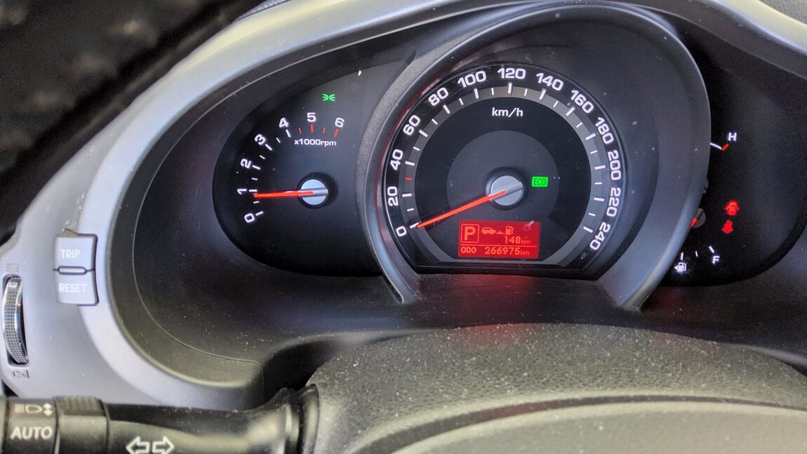 KIA SPORTAGE R DIESEL R2.0 2WD TLX LUXURY MODEL 2011 - zdjęcie 9