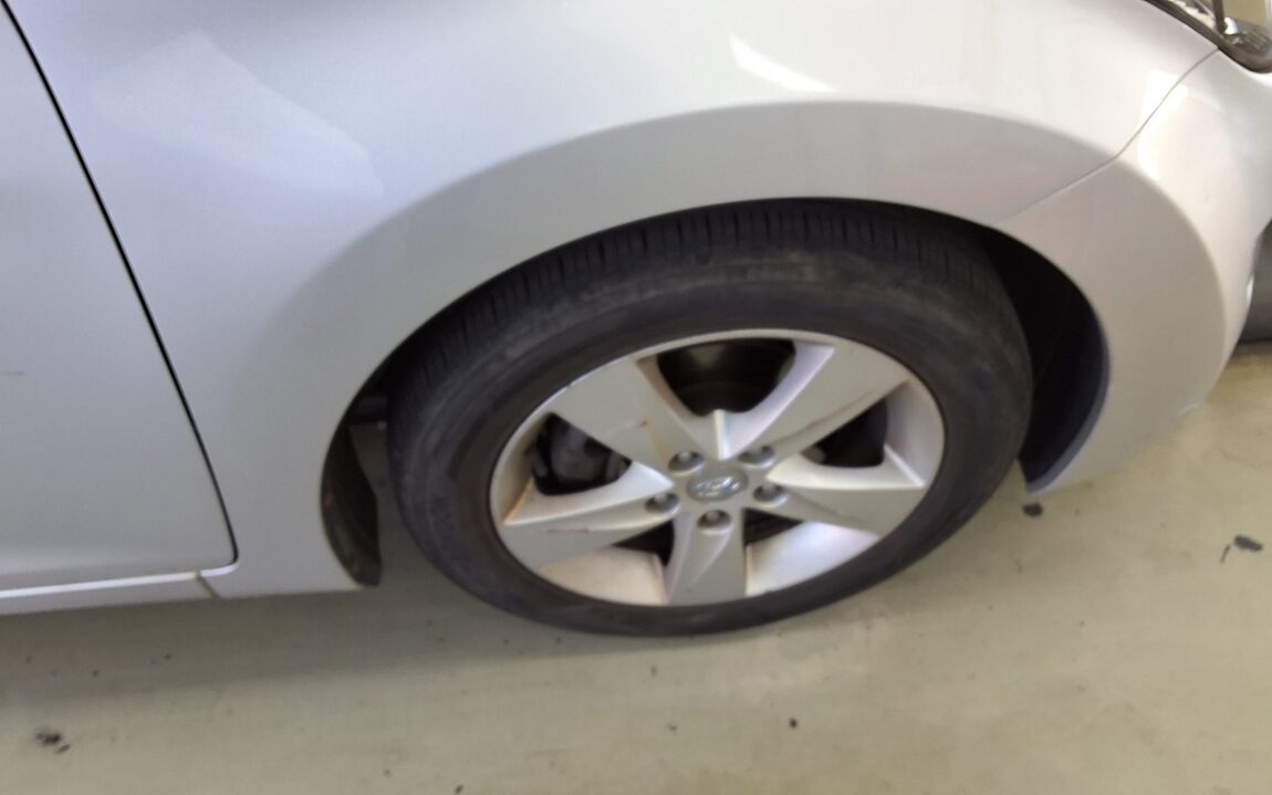 HYUNDAI AVANTE MD M16 GDi PREMIER 2011 - zdjęcie 25