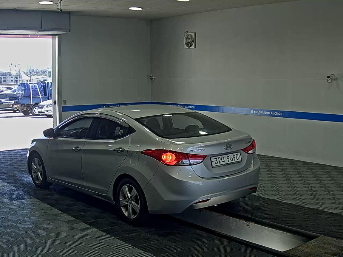 HYUNDAI AVANTE MD M16 GDi PREMIER 2011 - zdjęcie 6