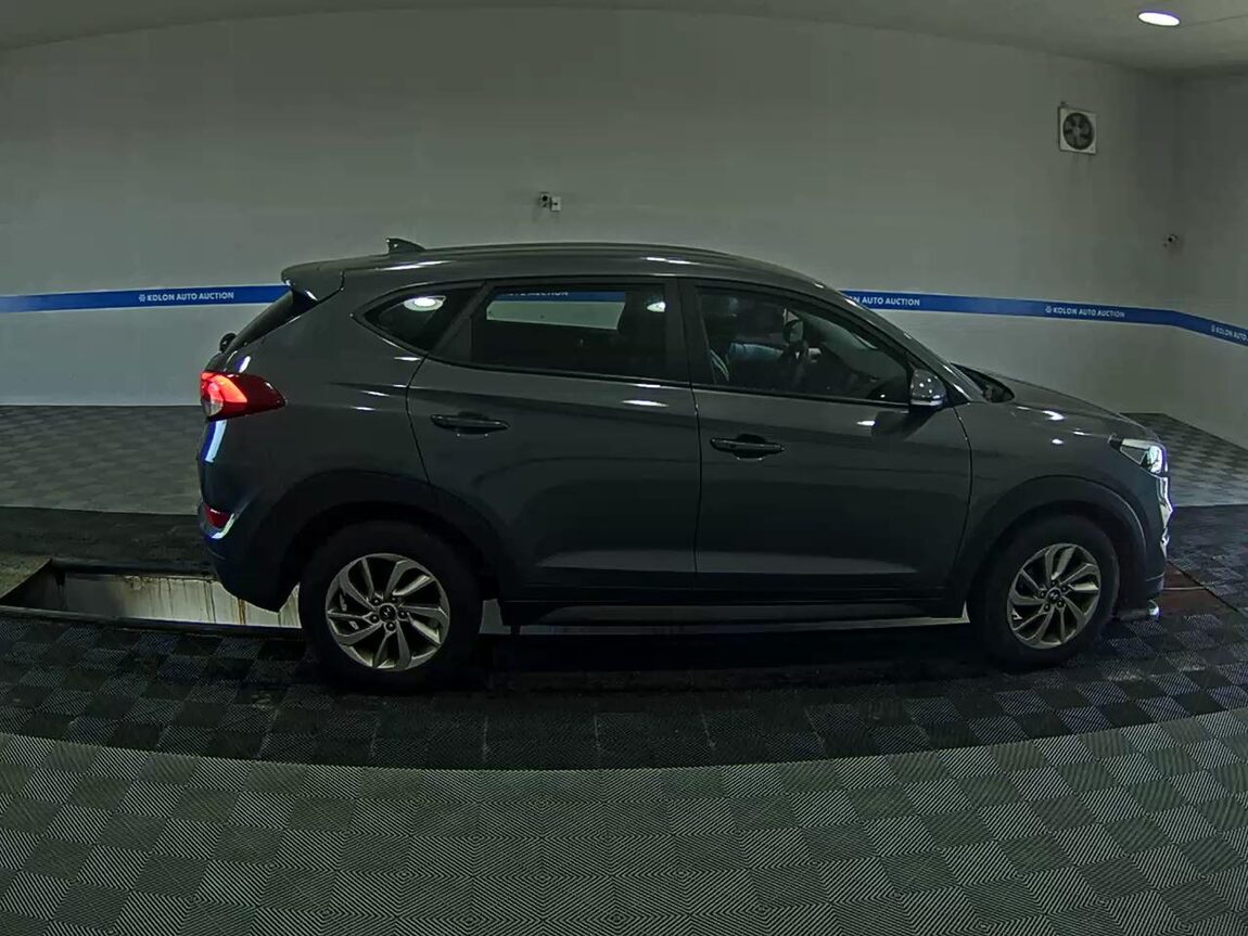 HYUNDAI ALL NEW TUCSON DIESEL 1.7 2WD STYLE 2016 - zdjęcie 4