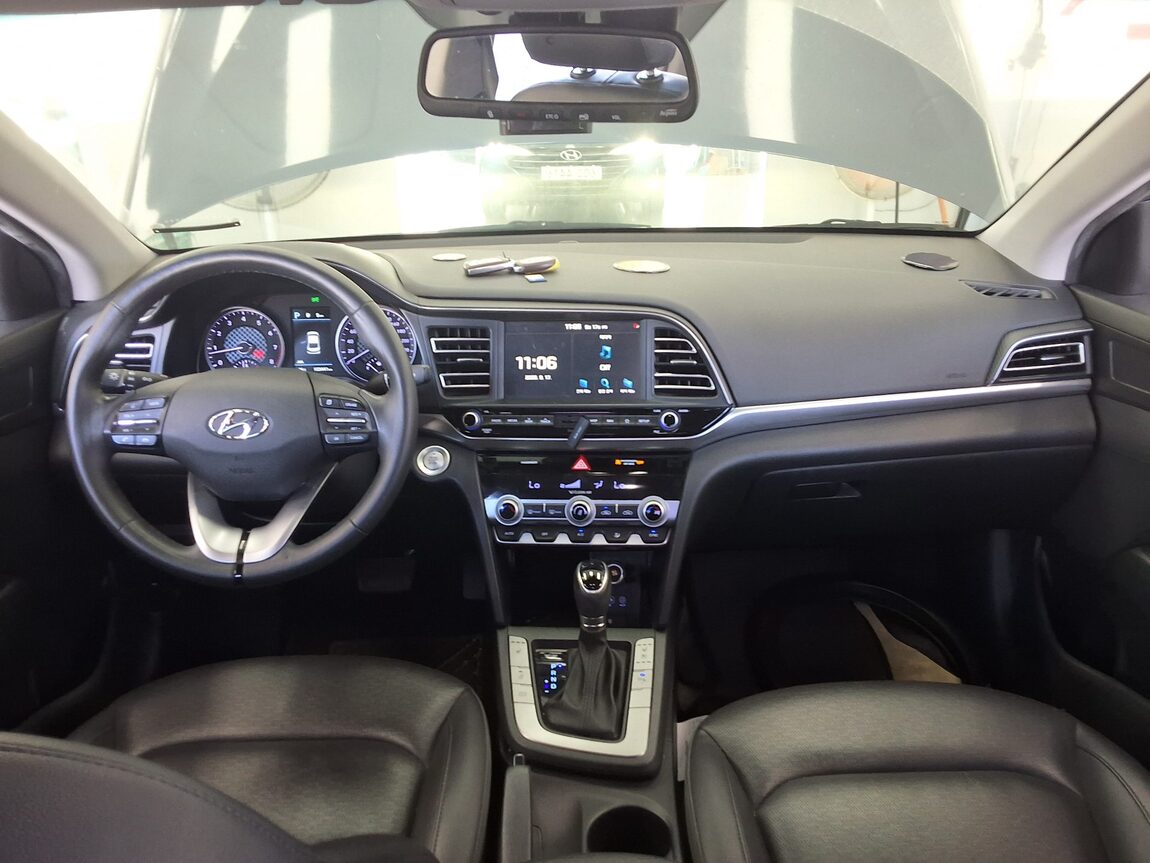 HYUNDAI THE NEW AVANTE AD 1.6 GASOLINE SMART 2020 - zdjęcie 12