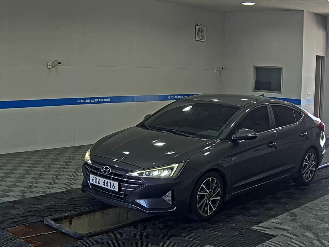 HYUNDAI THE NEW AVANTE AD 1.6 GASOLINE SMART 2020 - zdjęcie 2
