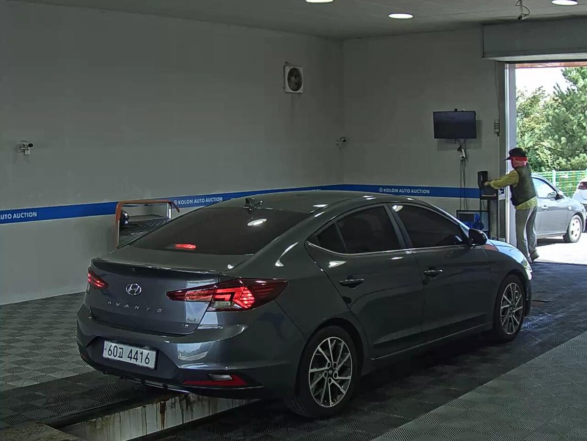 HYUNDAI THE NEW AVANTE AD 1.6 GASOLINE SMART 2020 - zdjęcie 5