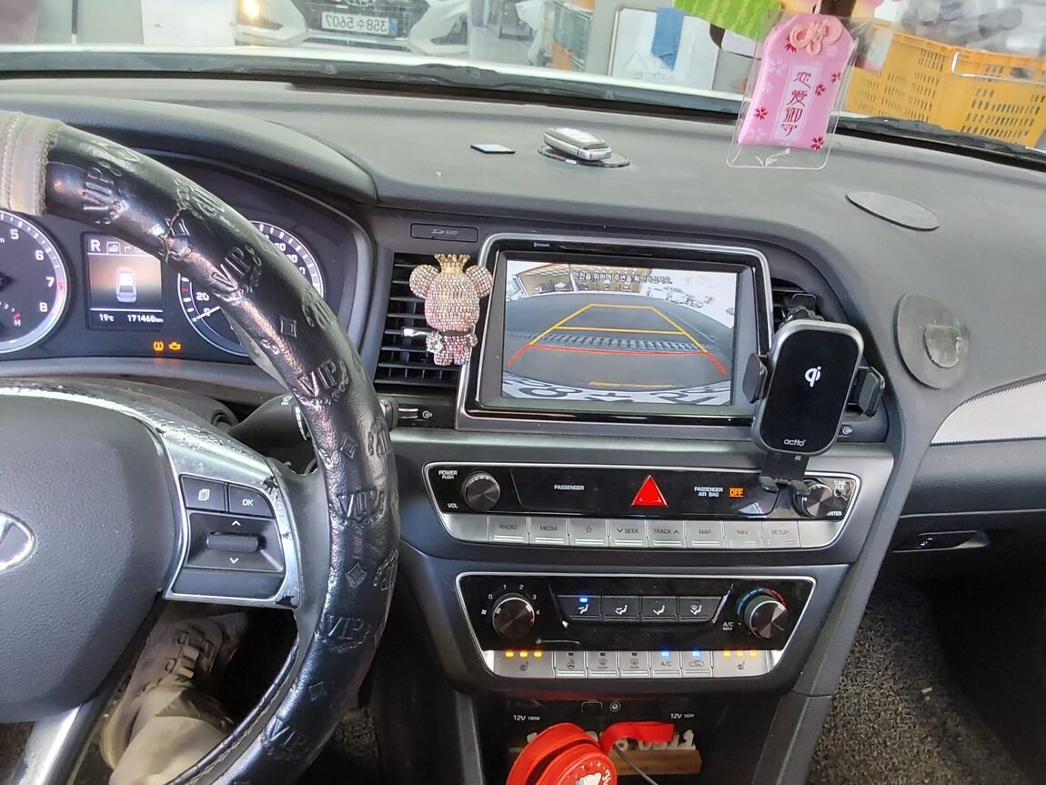 HYUNDAI LF SONATA NEW RISE LPi RENTAL CAR STYLE 2018 - zdjęcie 17