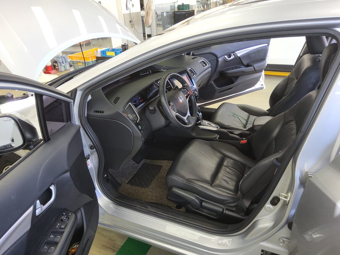 HONDA CIVIC (9TH GEN) 1.8 EX 2015 - zdjęcie 10